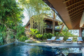 Luxury Beach Villa williecarver38 at gma il dotcom